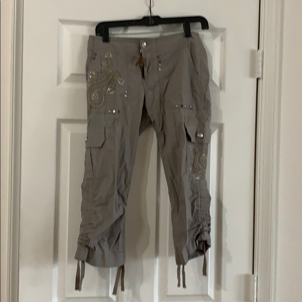 Size 2P INC peddle pushers